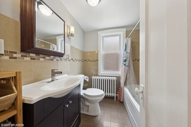 Building Photo - 4836 W Nelson St