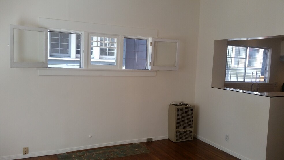 Building Photo - 837 N La Fayette Park Pl