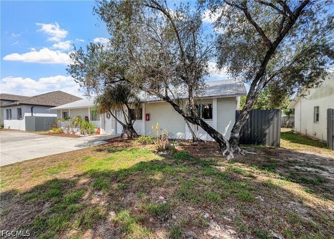 Building Photo - 17435 Barbara Dr