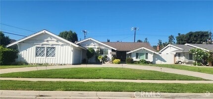 Building Photo - 15608 Cristalino St