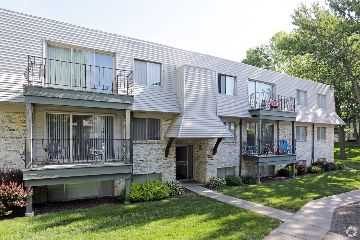 The Martinique Apartments Omaha Ne Apartment Finder The Martinique Apartments Omaha Ne Apartment Finder