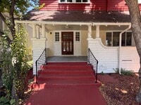 Building Photo - 604 56th St