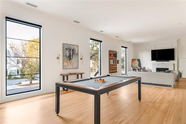 Building Photo - 4201 Potomac Ave