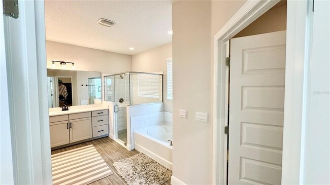 Building Photo - 12533 Charmed Dr