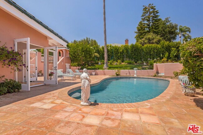 Building Photo - 206 Bellino Dr