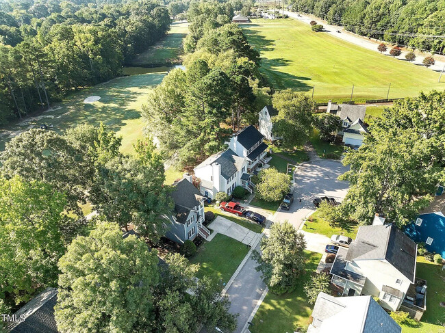 Building Photo - 1925 Jupiter Hills Ct