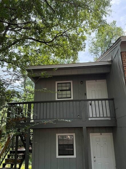 Building Photo - 1873 Larette Dr