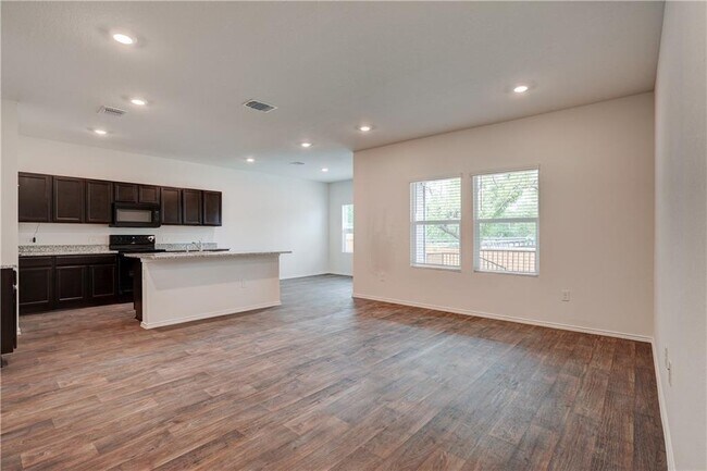 Building Photo - 14500 Fitzgibbon Dr