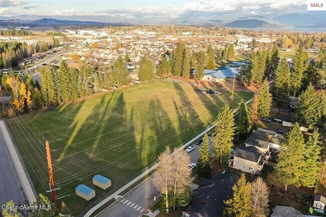 Building Photo - 1821 Spruce St