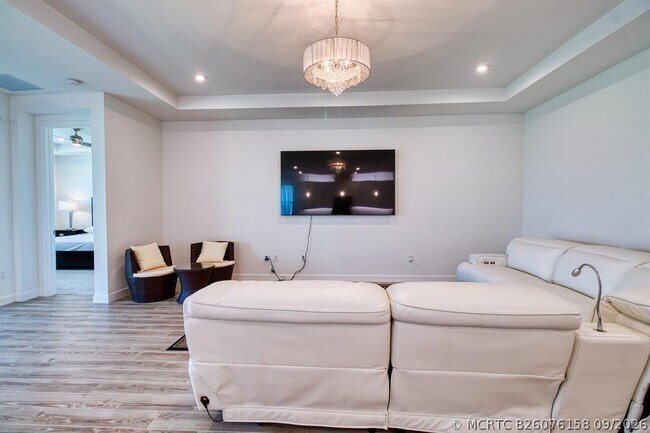 Building Photo - 10407 SW Aquila Wy