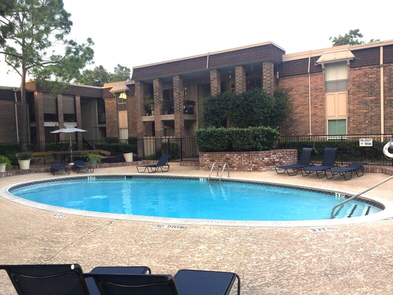 Two community pools - 7555 Katy Freeway