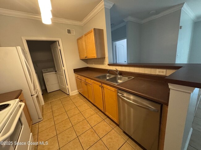 Building Photo - 6441 Borasco Dr
