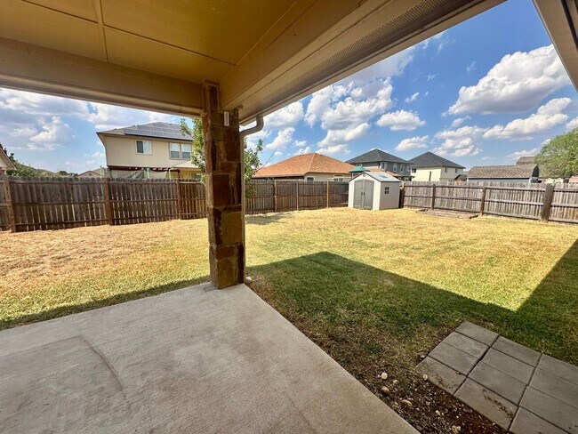 Building Photo - 9917 Desperado Dr
