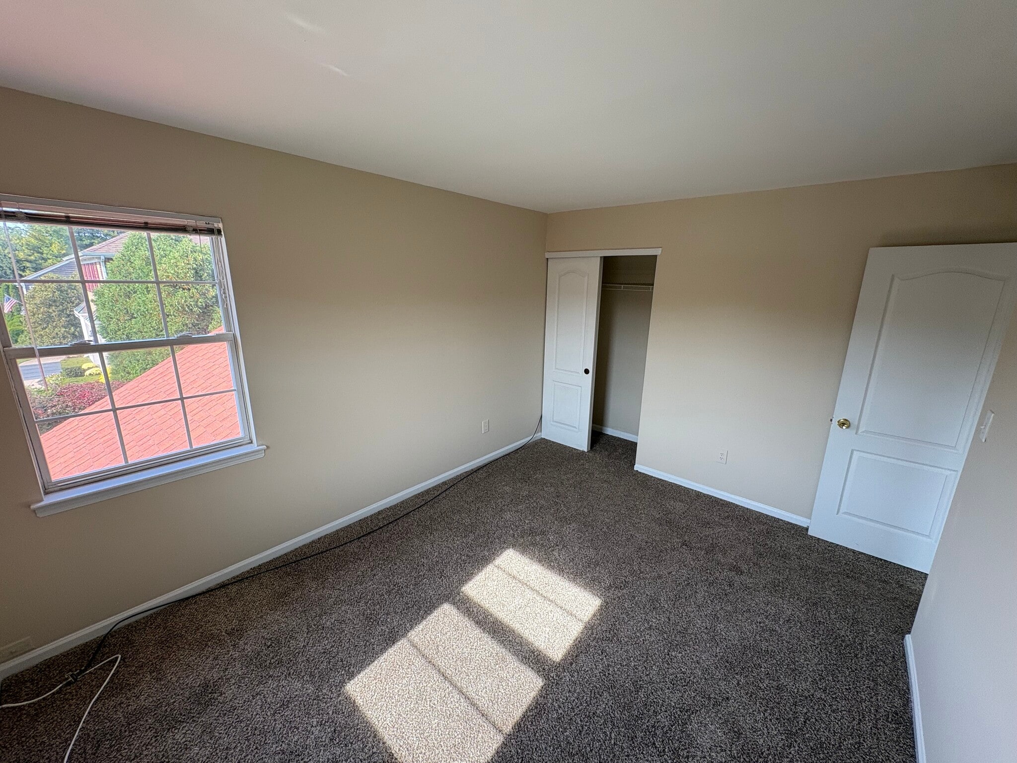 Building Photo - 7 Timber Ridge Dr