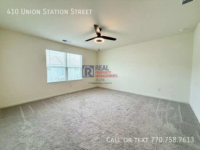 Building Photo - 410 Union Station St