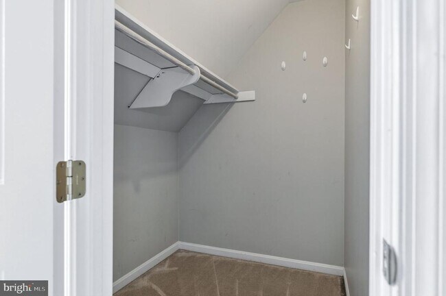 Building Photo - 2009 White Lake Dr