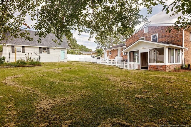 Building Photo - 2706 Colgate Dr