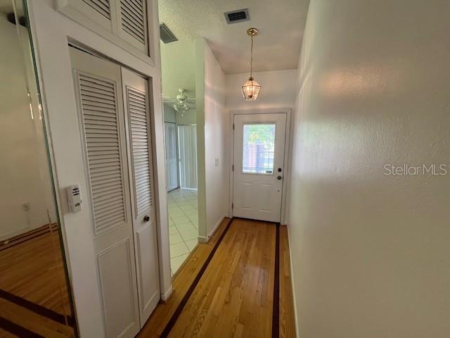 Building Photo - 1725 PINE RIDGE WAY E UNIT C