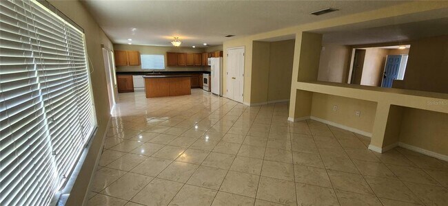 Building Photo - 12850 Oulton Cir