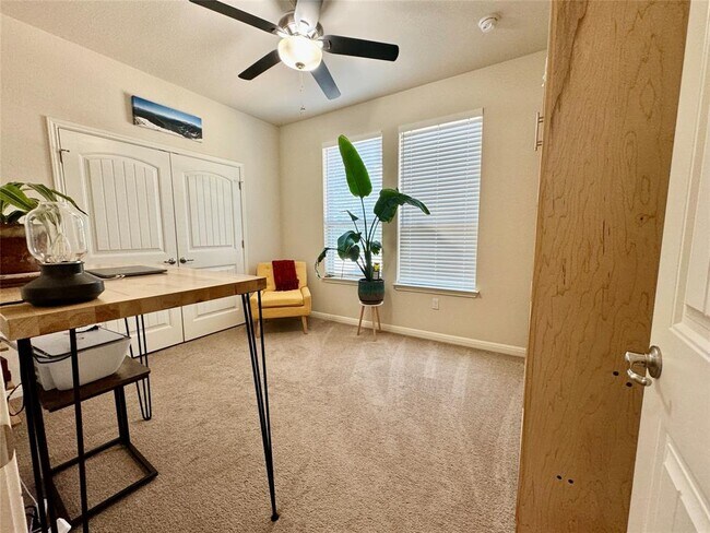 Building Photo - 5904 Baythorne Dr