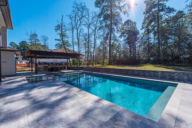 Building Photo - 7 Yellowstar Ct