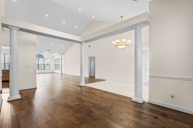 Building Photo - Harvest Home