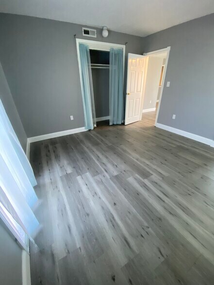Building Photo - 250 N Banana River Dr