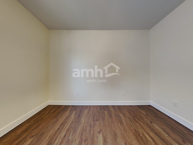 Building Photo - 7972 Crowder St