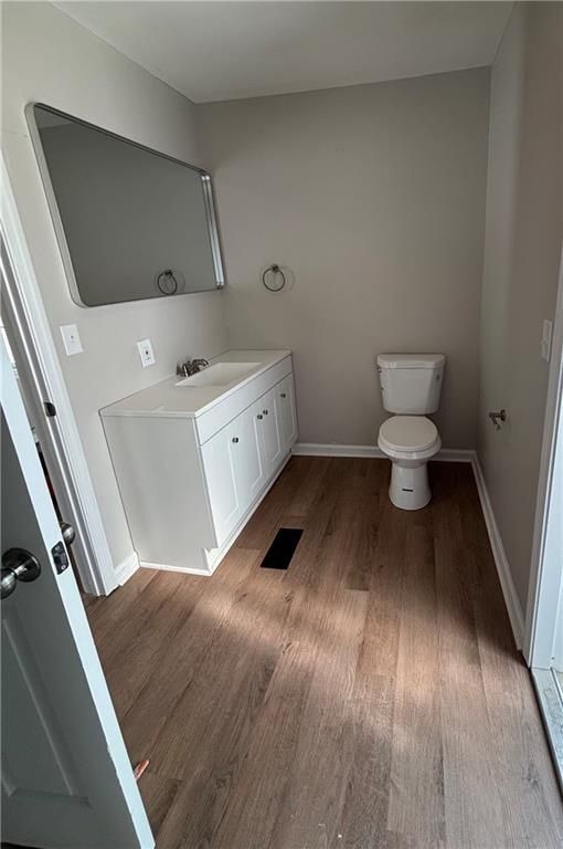 Building Photo - 119 Hickory St