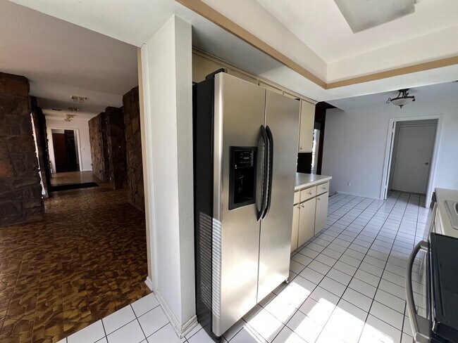 Building Photo - Jenks Schools