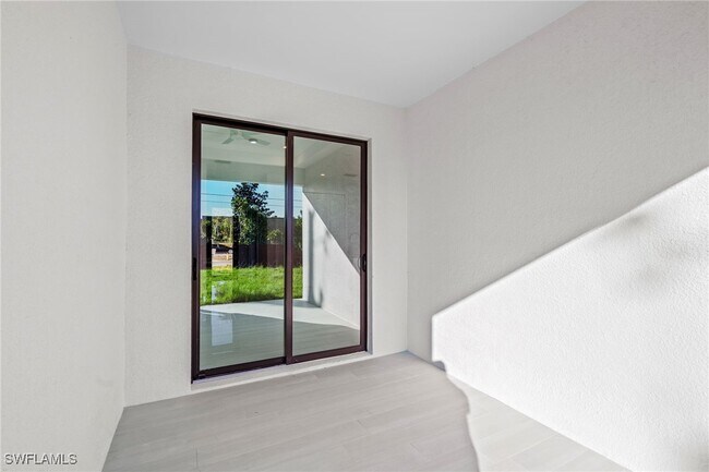 Building Photo - 2064 55th Terrace SW