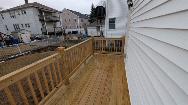 Building Photo - 157 Palmer St