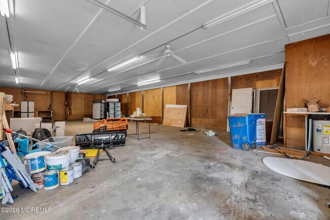 Building Photo - 460 Brickyard Rd