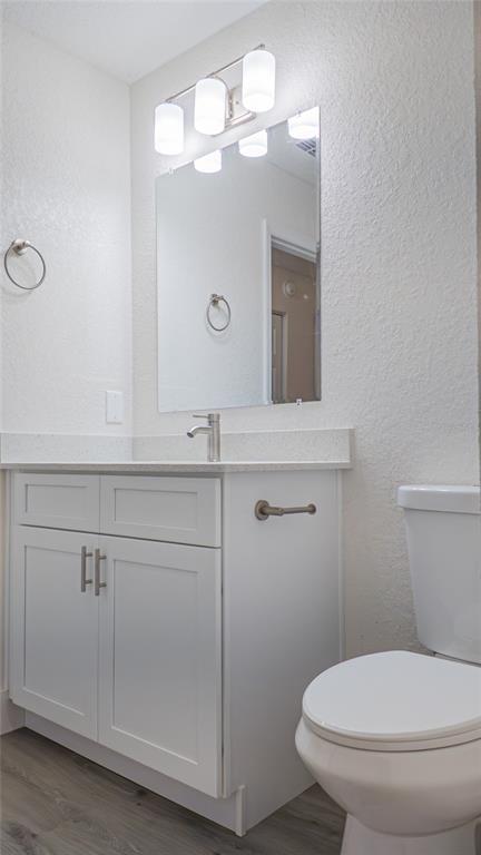 Building Photo - 4395 NE 33rd Ave