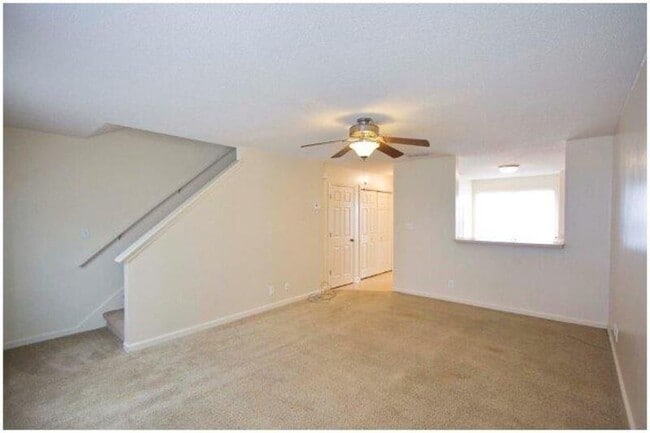 Building Photo - 299 Raleigh Dr