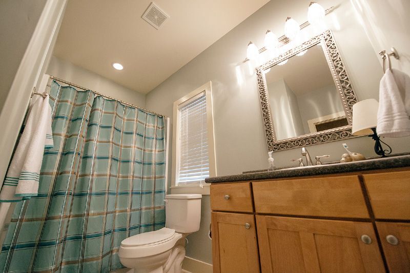 Building Photo - 125 Camden Pl