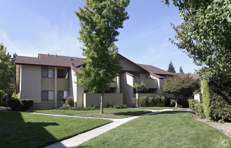 Muir Park Condos 1241 Arnold Dr Martinez CA 94553 Apartment Finder