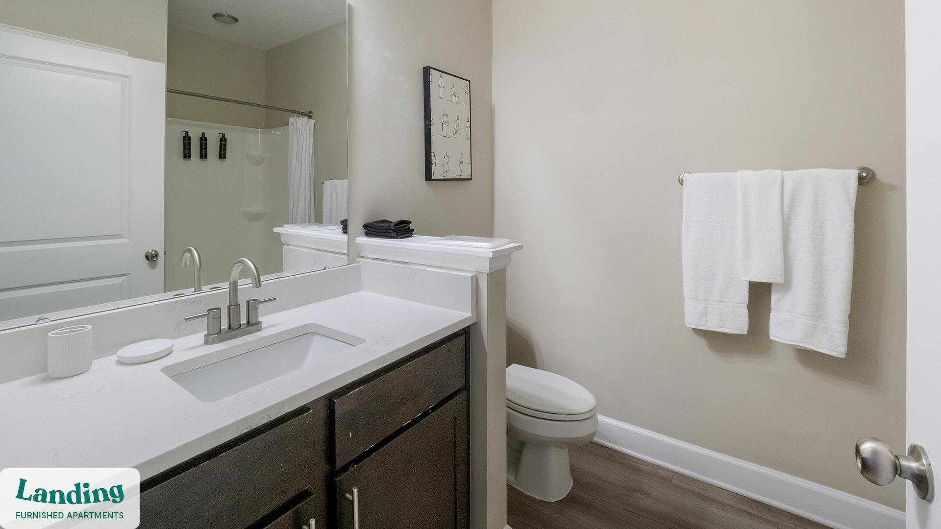 Building Photo - 195 N Creek Dr