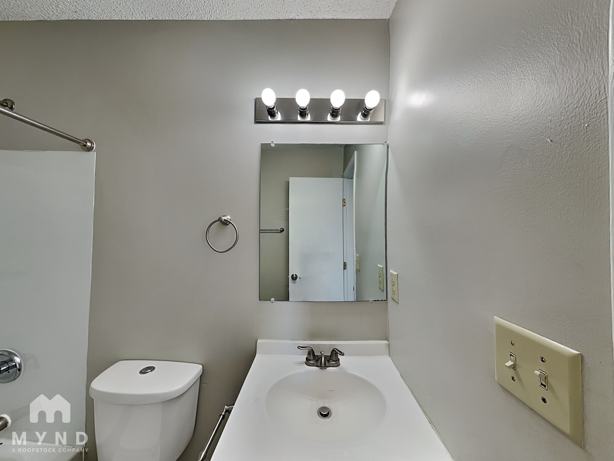 Building Photo - 1497 Ringfield Dr