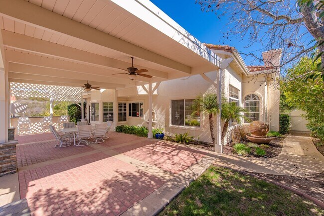 Building Photo - 2663 Yellowwood Dr