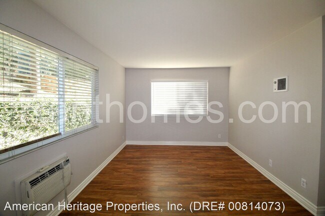 Building Photo - 2 br, 2 bath House - 9929 Erma Road #103