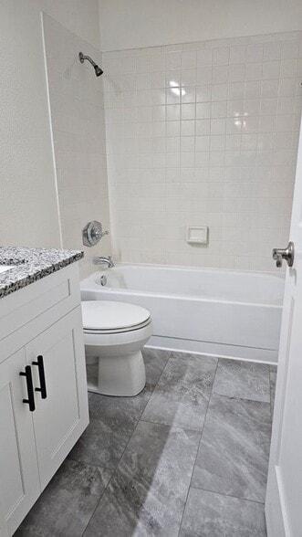 Building Photo - 741 Fairhaven St NE