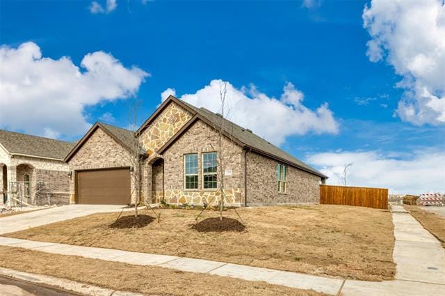 Building Photo - 229 Tate Ln