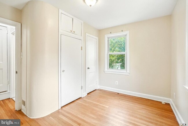 Building Photo - 9023 49th Pl