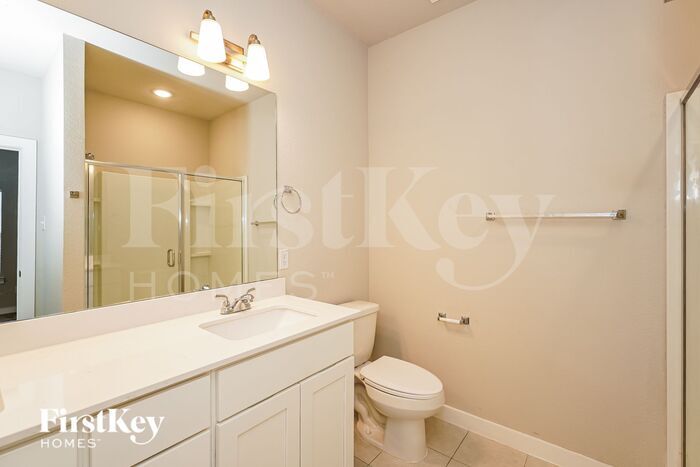 Building Photo - 319 Aveen Path