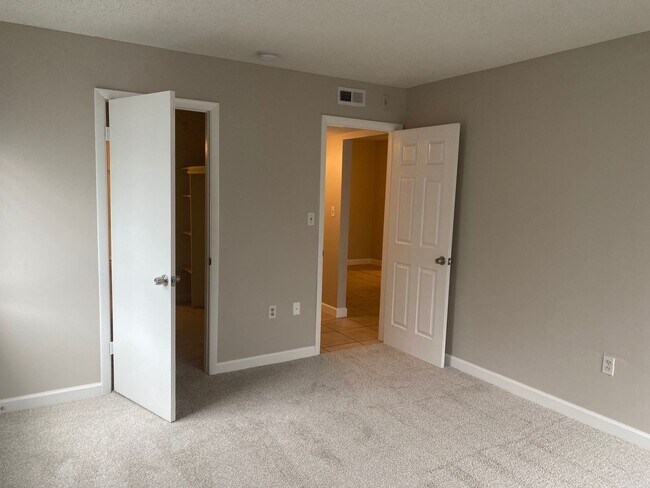 Building Photo - Newly Remodeled 1 bedroom/1 bath in Altamo...