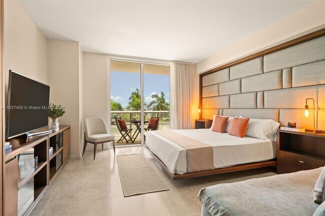 Building Photo - 50 Biscayne Blvd