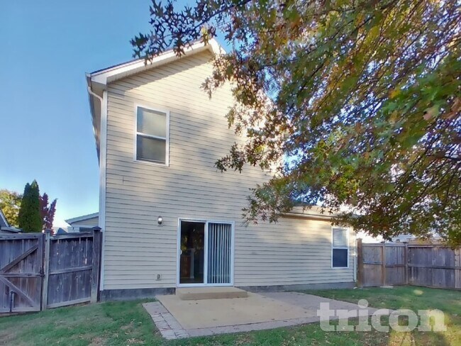 Building Photo - 2137 Erin Ln