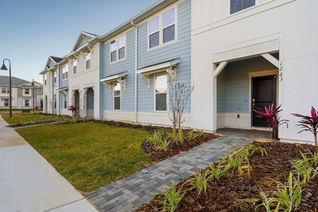 Building Photo - 1263 Blue Paradise Wy