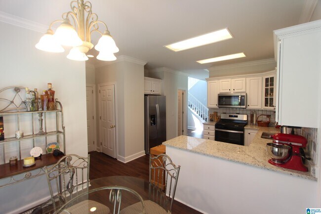 Building Photo - 5987 Waterside Dr